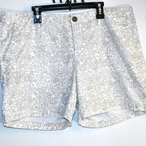 OLD NAVY ED5 SHORT PRI  Size 12 "White Paint" Floral Print - White and Tan